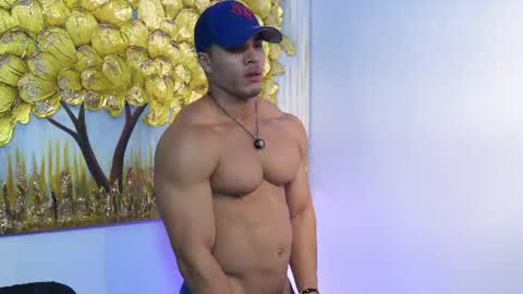 romano_kentt12 online show from June 25, 5:12 am