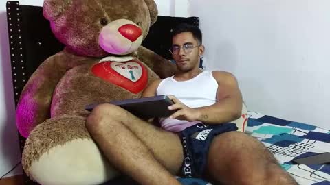 Roman online show from March 12, 7:59 pm