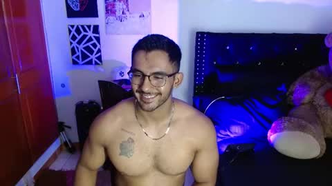 Roman online show from July 11, 7:38 pm