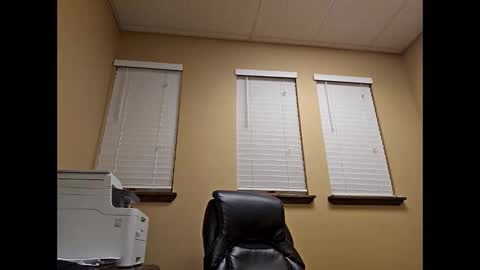 romanteeks online show from December 18, 1:00 am