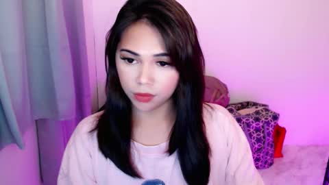 Snapshot of romantic_kath chatting on March 5, 8:54 am KATH online show from March 5, 8:54 am