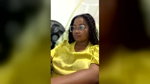 Is A Belle online show from December 19, 4:03 pm