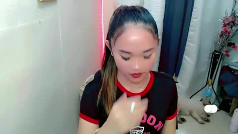 Snapshot of romanticslutxxx chatting on June 26, 4:44 pm empress online show from June 26, 4:44 pm