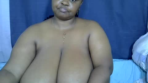 Snapshot of romasweet28 chatting on July 15, 8:58 pm romasweet28 online show from July 15, 8:58 pm