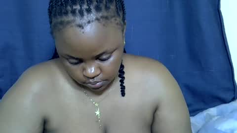 Snapshot of romasweet28 chatting on July 21, 8:05 am romasweet28 online show from July 21, 8:05 am