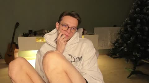 Romeo online show from December 26, 1:40 am