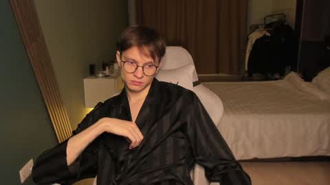 Romeo online show from January 16, 5:53 am