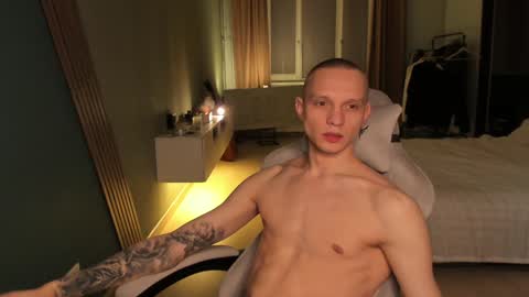 Romeo online show from January 18, 9:13 pm