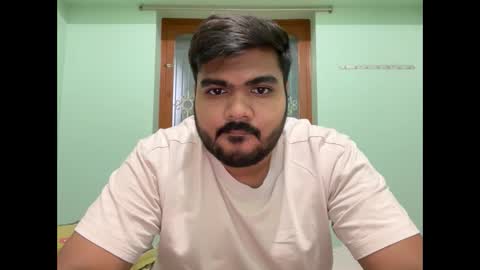 Romeo Sam online show from November 29, 11:57 am