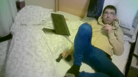 romson998181 online show from December 3, 9:46 pm