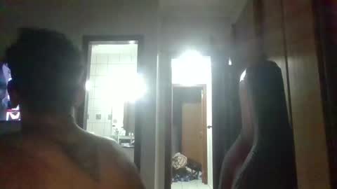 Snapshot of roninx13 chatting on April 21, 1:53 am roninx13 online show from April 21, 1:53 am