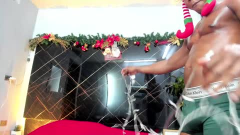 Ronnie 777 online show from December 2, 9:39 pm