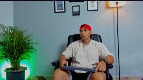 RonnieCanford online show from February 23, 5:54 pm