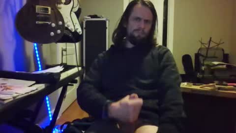 ronniejohnston13 online show from December 18, 5:02 am