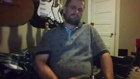 ronniejohnston13 online show from June 22, 2:02 am