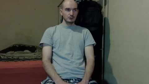 Snapshot of ronniemaster chatting on December 31, 1:47 am ronniemaster online show from December 31, 1:47 am