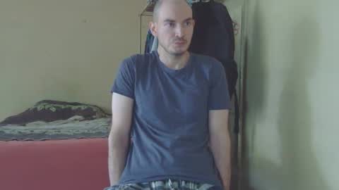 Snapshot of ronniemaster chatting on February 24, 11:09 pm ronniemaster online show from February 24, 11:09 pm