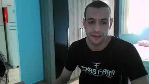 Snapshot of ronnispoto chatting on January 5, 6:44 pm ronny online show from January 5, 6:44 pm