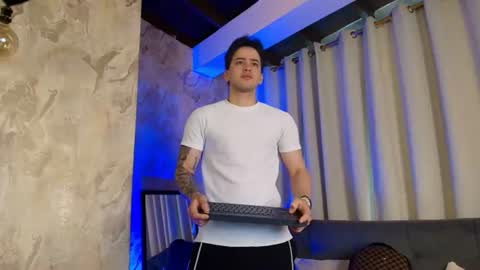 Ronny Colton online show from June 10, 12:04 pm