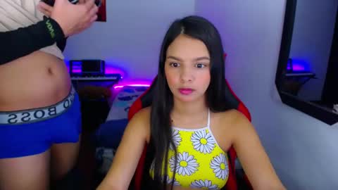  MIA AND PAUL online show from November 10, 4:28 pm