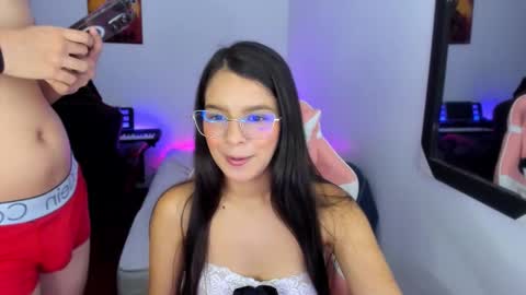  MIA AND PAUL online show from November 23, 7:24 pm