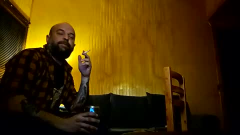 roomatesonfire2 online show from September 17, 8:16 am