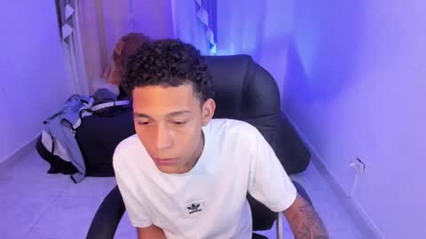 Snapshot of rooney_boy chatting on March 18, 6:49 am Rooney Boy online show from March 18, 6:49 am