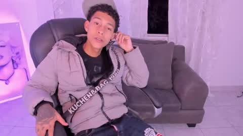 Snapshot of rooney_boy chatting on March 23, 4:27 am Rooney Boy online show from March 23, 4:27 am