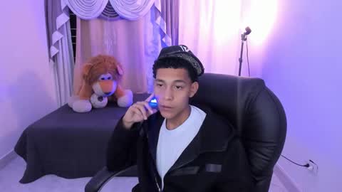 Snapshot of rooney_boy chatting on March 26, 3:34 am Rooney Boy online show from March 26, 3:34 am