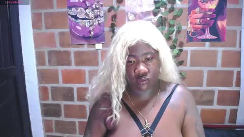roos_veyker online show from June 2, 1:07 am