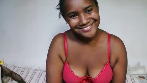 Snapshot of roosesexy chatting on June 6, 7:18 pm roosesexy online show from June 6, 7:18 pm