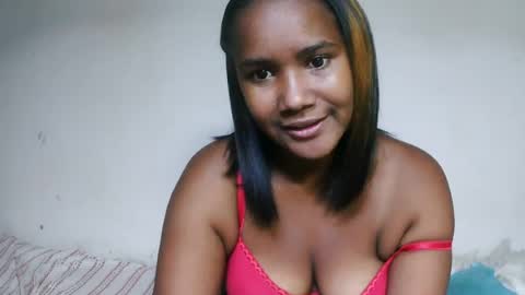 Snapshot of roosesexy chatting on June 14, 6:48 am roosesexy online show from June 14, 6:48 am