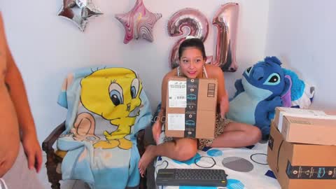    online show from January 18, 11:00 pm