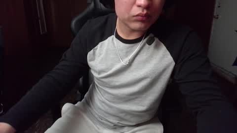 Snapshot of roquet8672 chatting on February 1, 3:38 am roquet8672 online show from February 1, 3:38 am