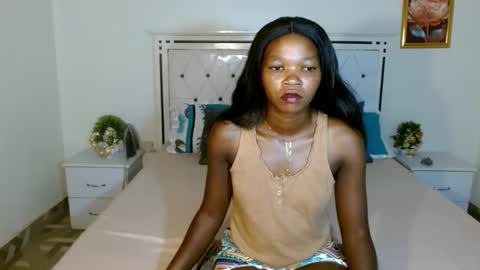 Snapshot of rorennah chatting on May 15, 6:59 pm Rorenah online show from May 15, 6:59 pm