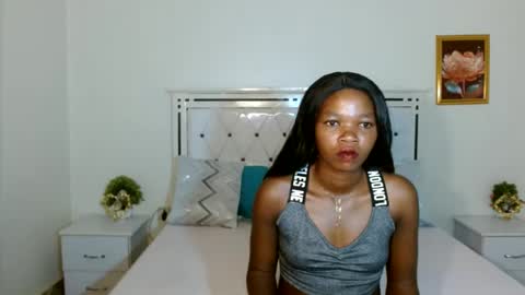 Snapshot of rorennah chatting on June 12, 6:51 pm Rorenah online show from June 12, 6:51 pm