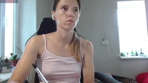 rosa843850 online show from July 19, 1:37 pm