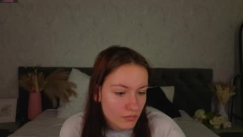 Snapshot of rosa_vaughn chatting on April 13, 9:59 am Viola online show from April 13, 9:59 am
