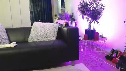Rose online show from July 12, 4:14 am