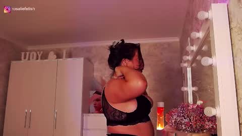 Rosalie online show from December 16, 1:10 am