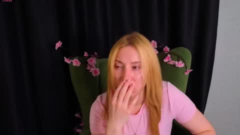 Snapshot of rosaliehandley chatting on June 11, 12:03 pm rosaliehandley online show from June 11, 12:03 pm