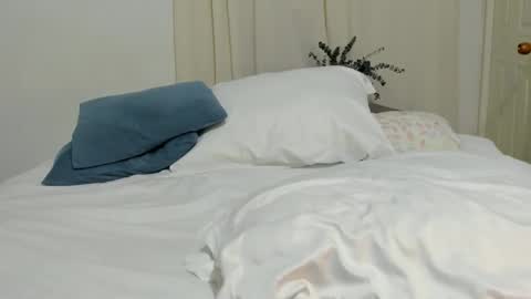 Snapshot of rosaliiaa1 chatting on February 25, 9:35 pm Rosalia online show from February 25, 9:35 pm