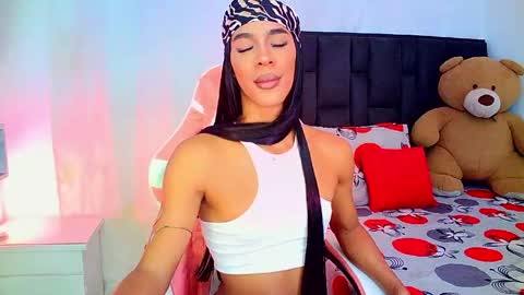 Snapshot of rosalindasexy chatting on April 4, 7:17 am Rosalinda online show from April 4, 7:17 am