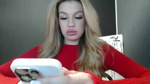 Rosalina online show from September 10, 1:00 pm