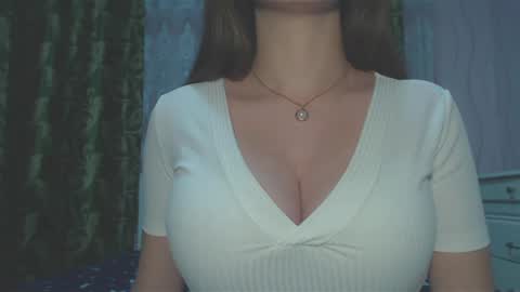 Snapshot of rosalniils chatting on February 1, 2:24 pm RosalNiils online show from February 1, 2:24 pm