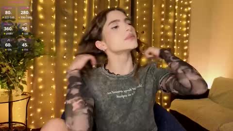 Kylie online show from February 23, 5:32 pm