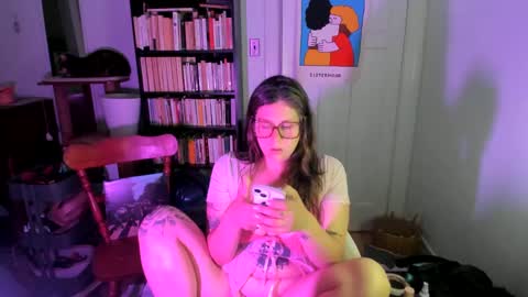 rose257044 online show from September 11, 9:15 pm