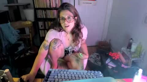 rose257044 online show from September 19, 9:59 pm