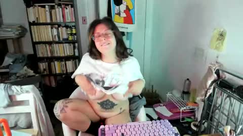 rose257044 online show from November 27, 12:51 pm