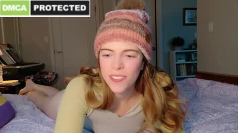 rose77782 online show from December 8, 1:47 pm